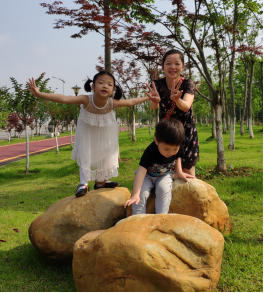 20190228滕洪芳-2018年满十年员工新闻稿550.png 20190228滕洪芳-2018年满十年员工新闻稿550.png