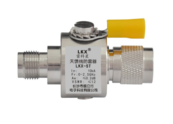 天馈线防雷器(TNC接口、黄铜).jpg 天馈线防雷器(TNC接口、黄铜).jpg